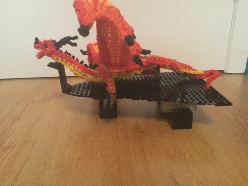 Fichier:R:Péril Rainbow Loom profil.jpeg