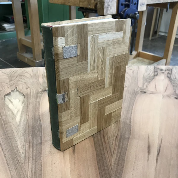 Fichier:Livre cover bois 02.jpg