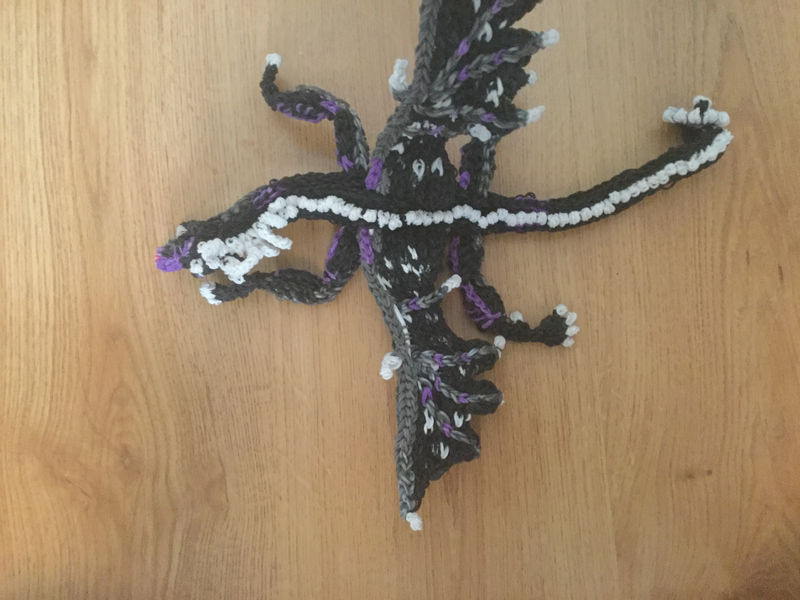 Fichier:Comète Rainbow Loom dessus.jpeg