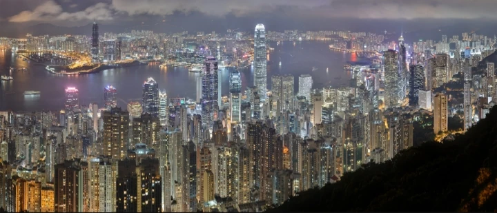 Fichier:R:Hojaï de nuit.jpg