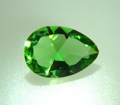 Fichier:Diamant-vert-pierre-precieuse-verte.jpg