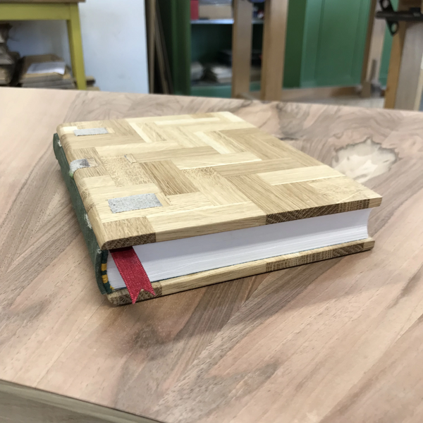 Fichier:Livre cover bois 03.jpg