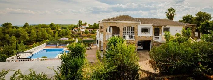 Fichier:R:Villa Cocktail.jpg