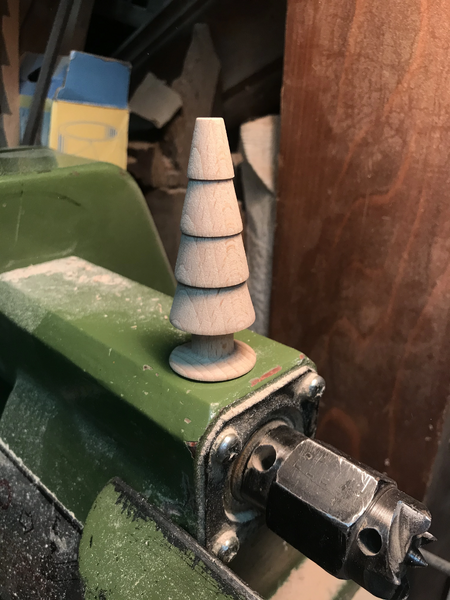 Fichier:Tournage sapin.JPG