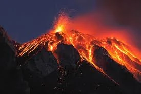 Fichier:Volcan du Royaume de nuit.jpeg